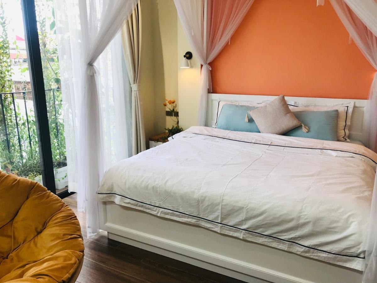 مبيت وإفطار هانوي Chez Madame Binh المظهر الخارجي الصورة