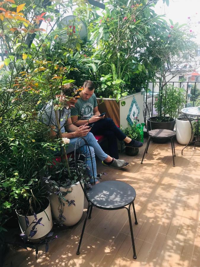 مبيت وإفطار هانوي Chez Madame Binh المظهر الخارجي الصورة