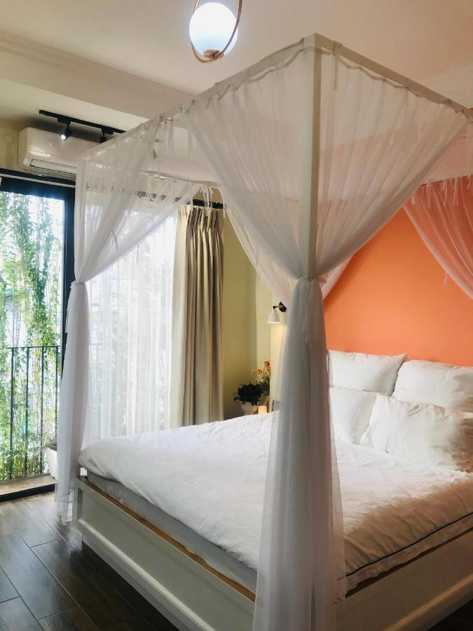 مبيت وإفطار هانوي Chez Madame Binh المظهر الخارجي الصورة